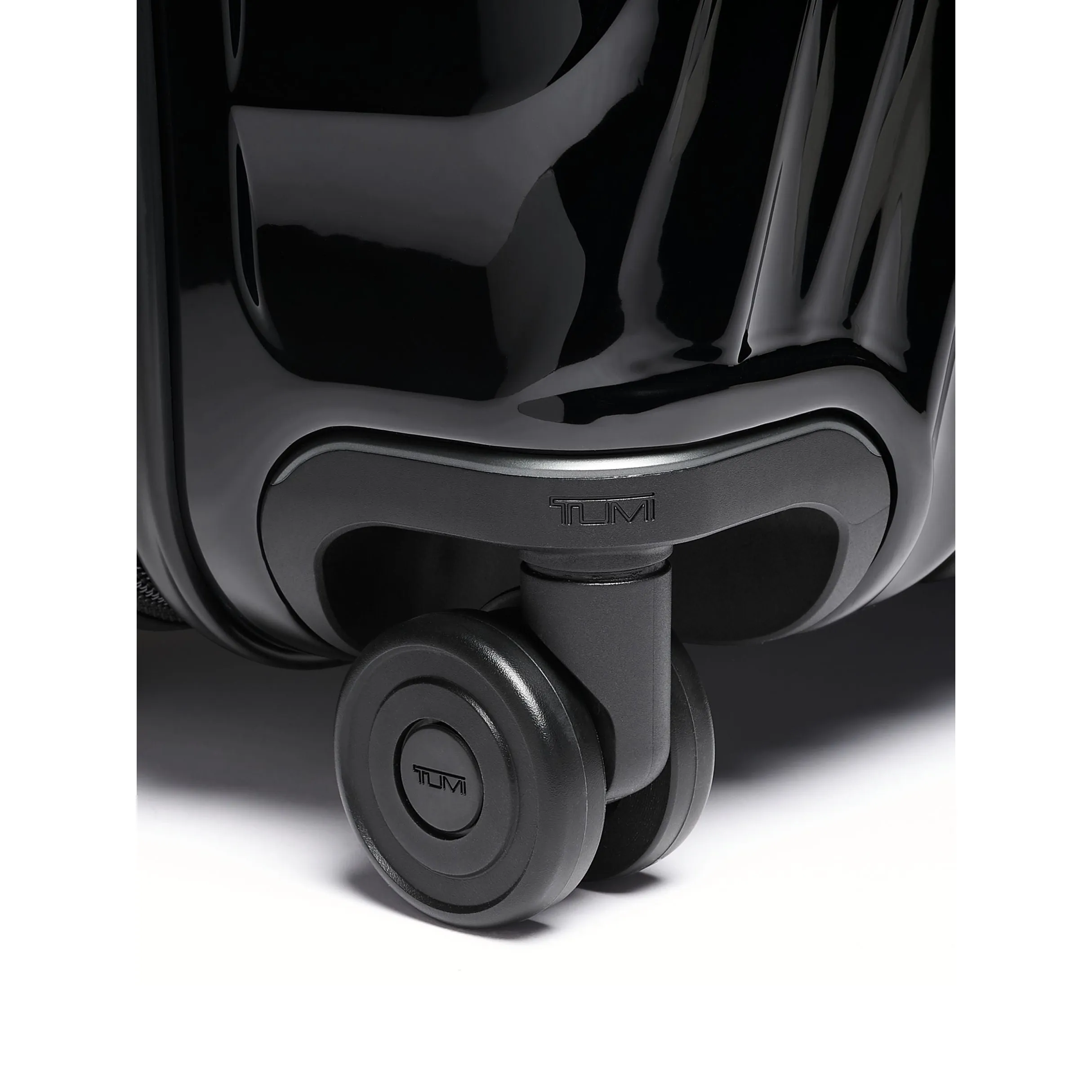 19 Degree International Expandable 4 Wheeled Carry-On