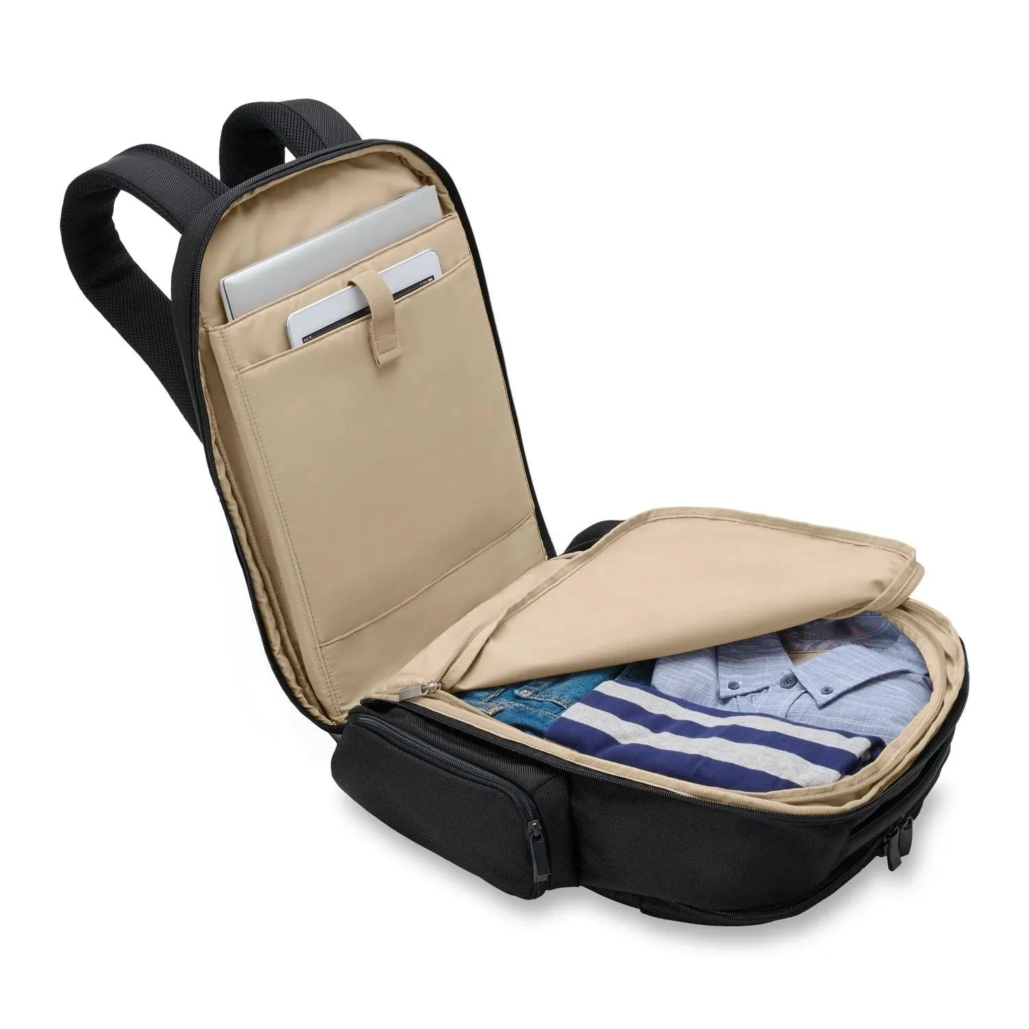 BASELINE Traveller Backpack - Black