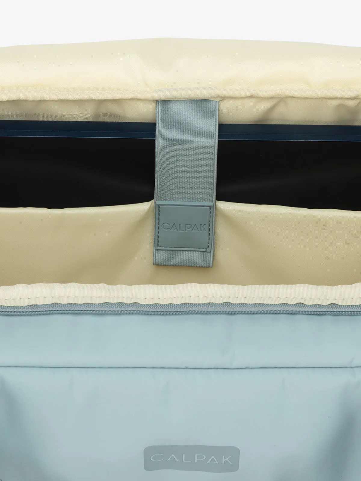 Connect Laptop Duffel