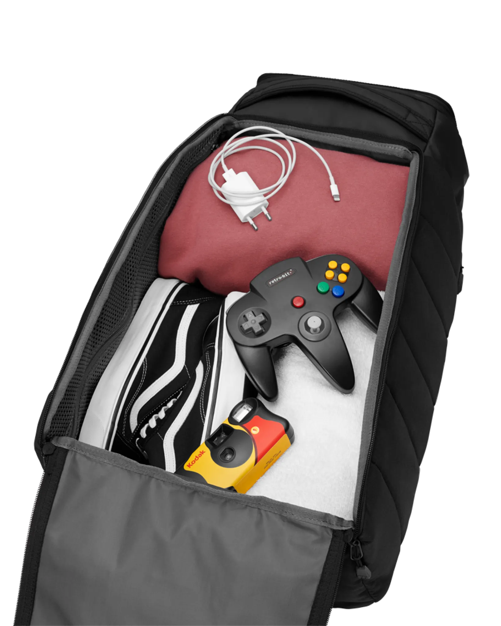 D_b_  Hugger 1st Generation Backpack 20L