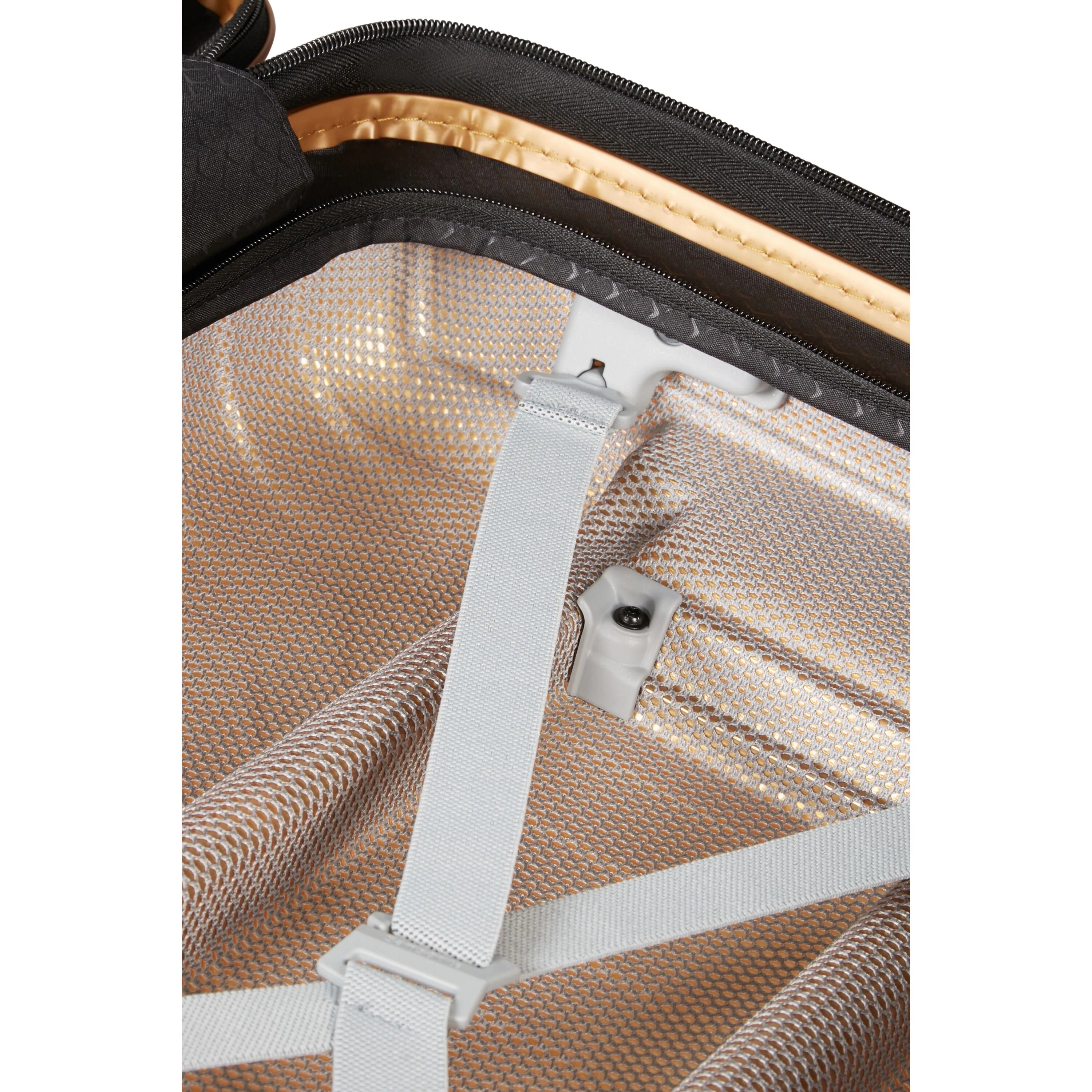 Proxis 22X14X9 Carry-On Spinner