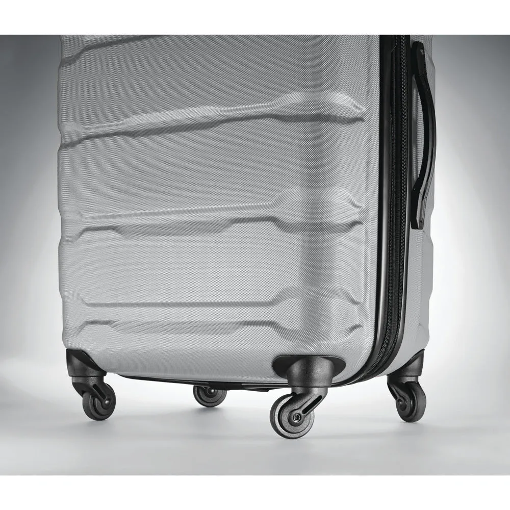 Samsonite Omni PC 20" Hardshell 4-Wheel Carry-On Luggage