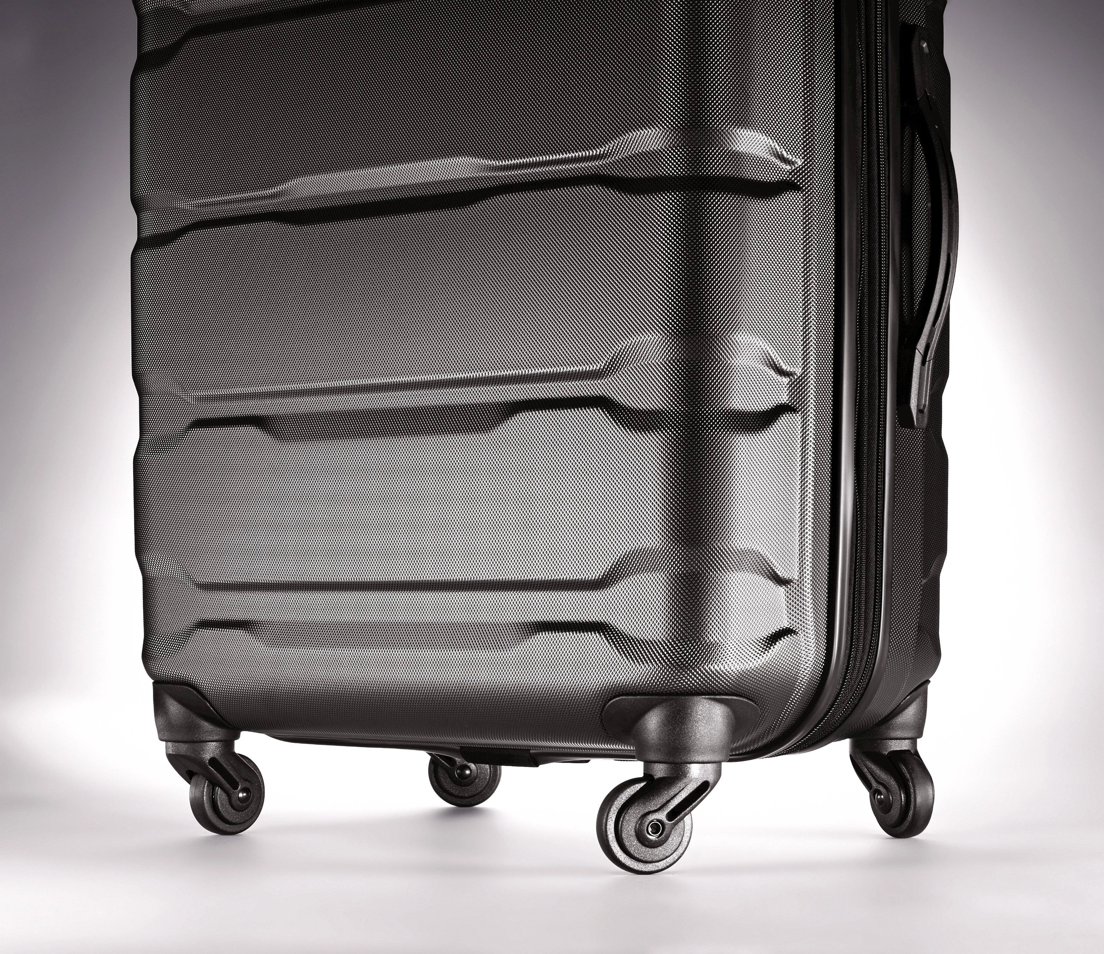 Samsonite Omni PC 3 Piece Set (20"/24"/28") Hardshell 4-Wheel Luggage Sets