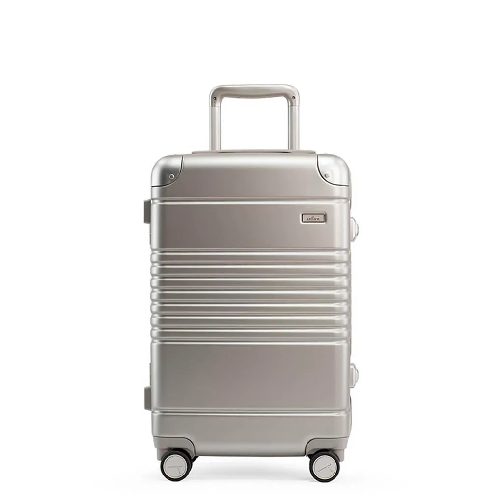 The Frame Carry-On