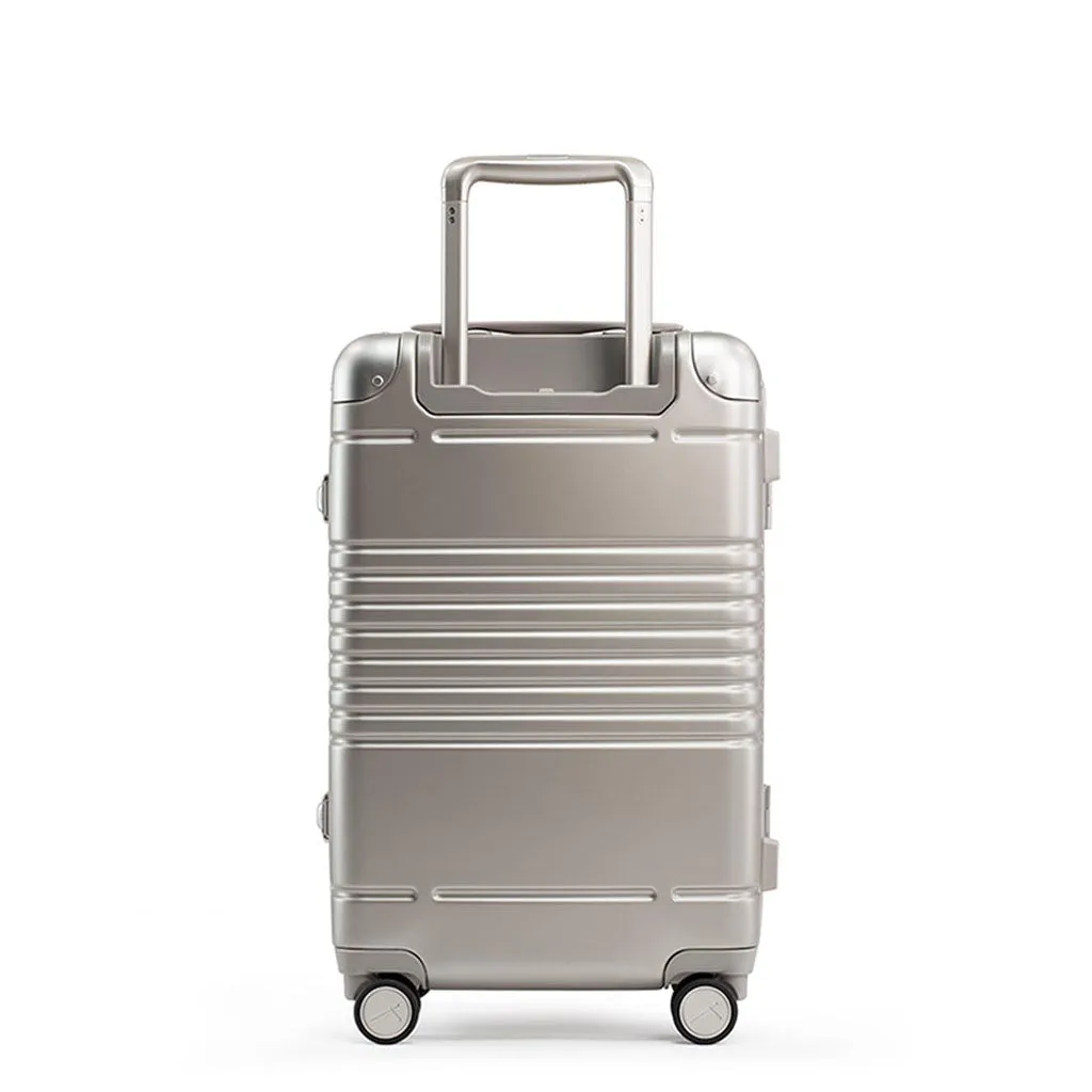 The Frame Carry-On