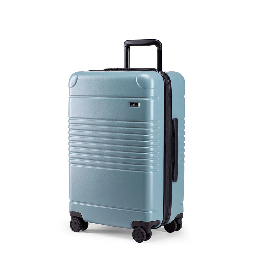 The Zipper Carry-On Max