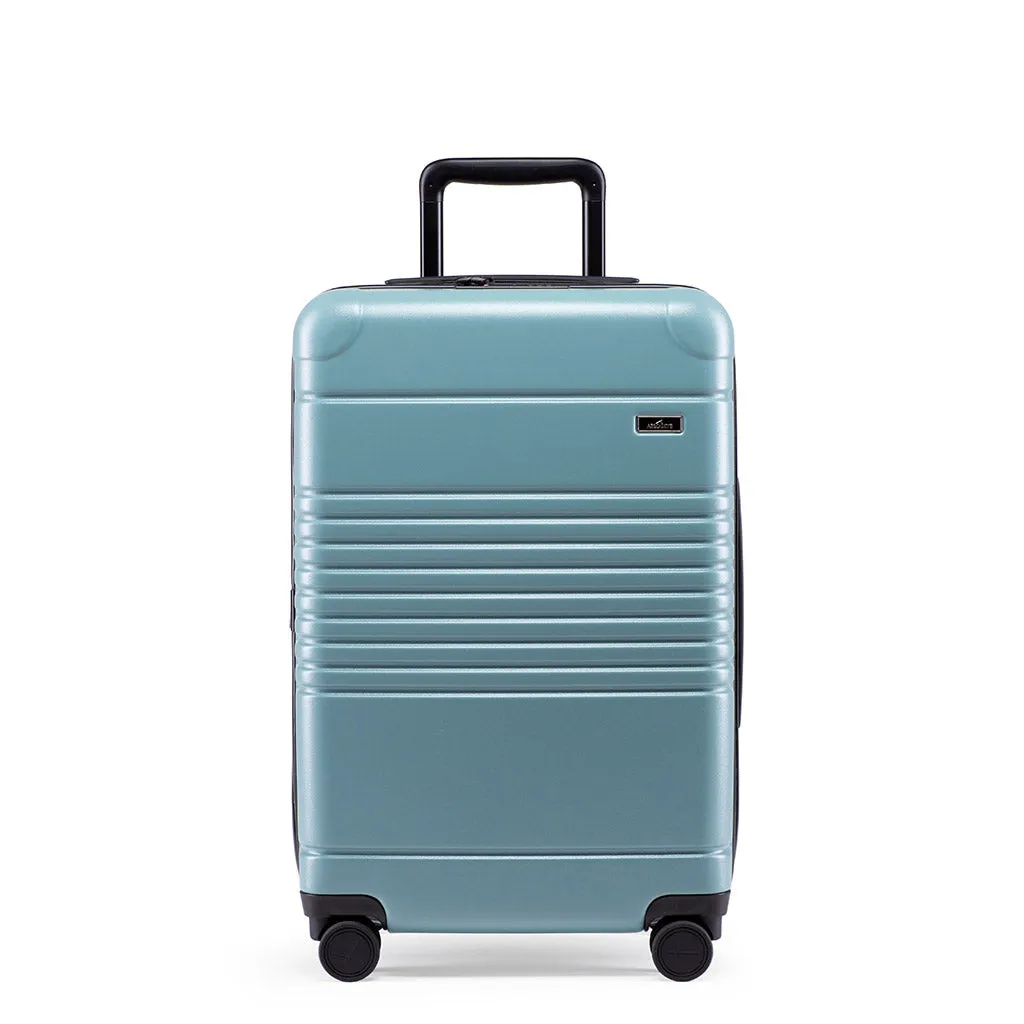 The Zipper Carry-On Max