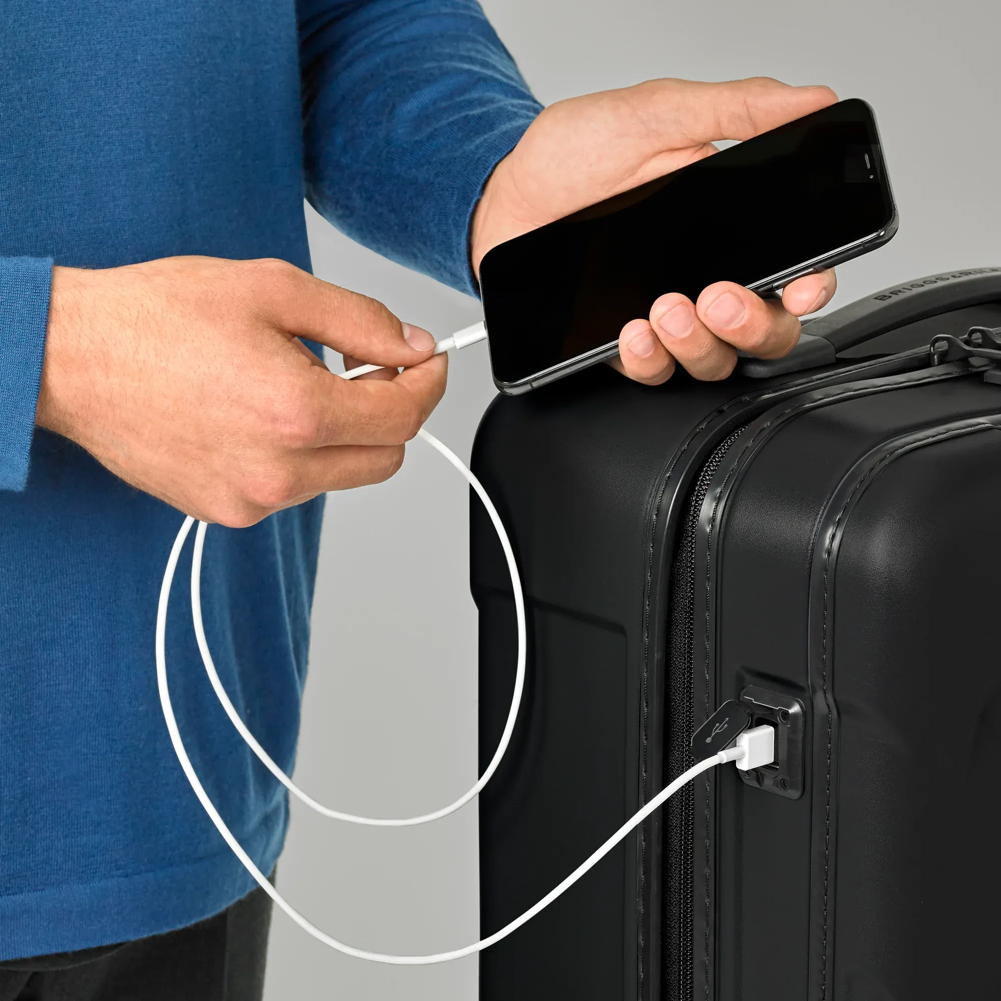 TORQ Domestic 56cm Carry-On 4 Wheel Spinner - Stealth