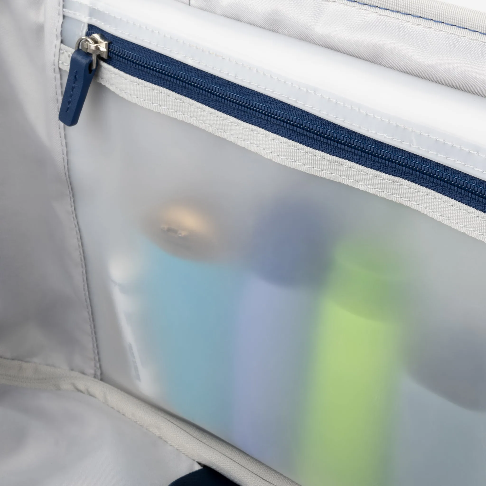 Travelpro VersaPack  Large Check-in Expandable Spinner