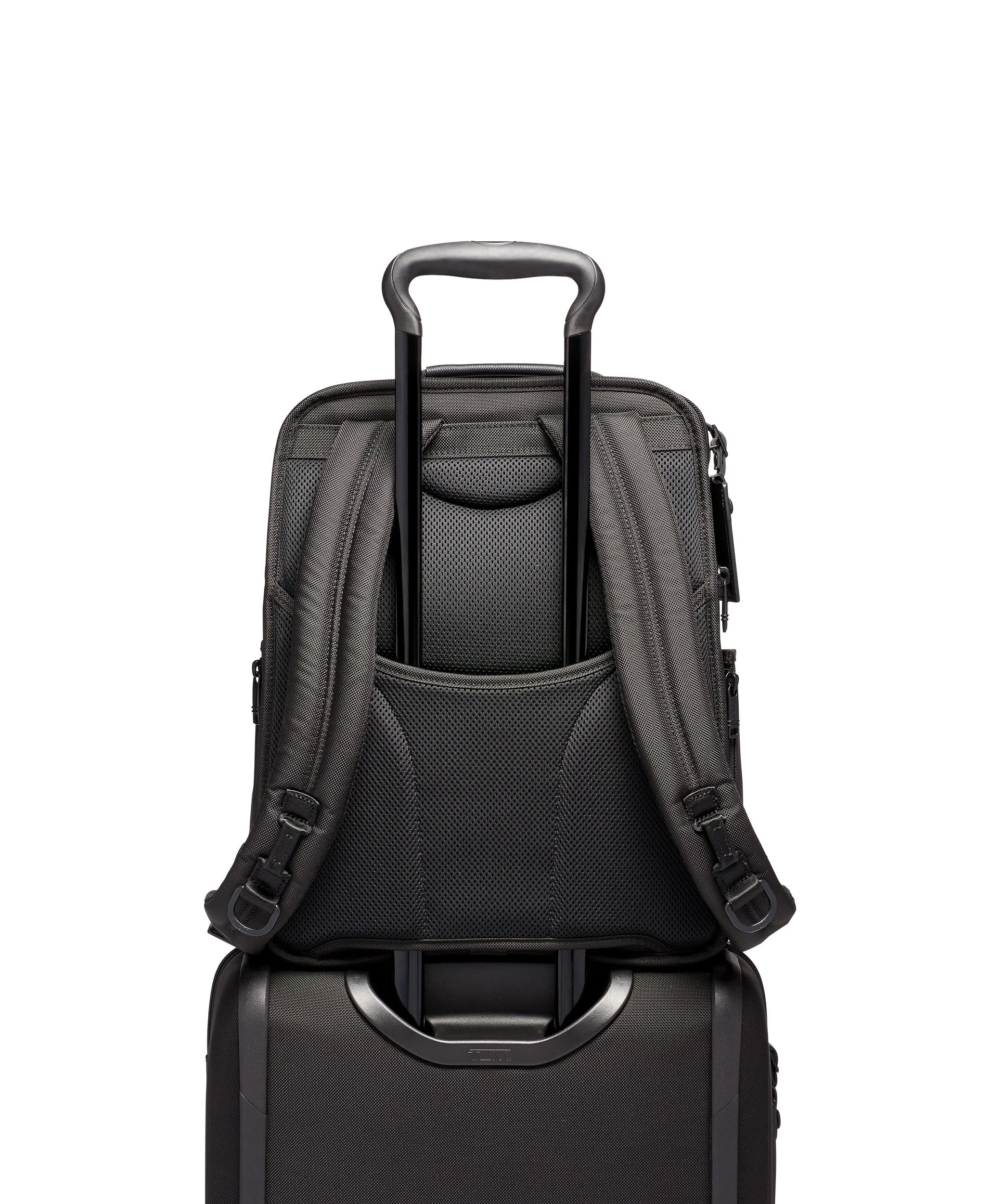 TUMI Alpha Slim Solutions Brief Pack