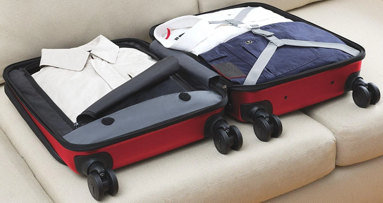 Victorinox Spectra 2.0 Carry-On-Global (21.7") 4-Wheel Carry-On Luggage