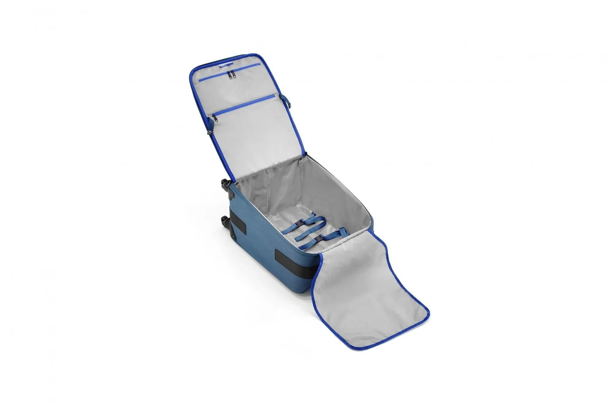 ZERO Halliburton Zero New York Greenwich 4-Wheeled Carry-On Spinner