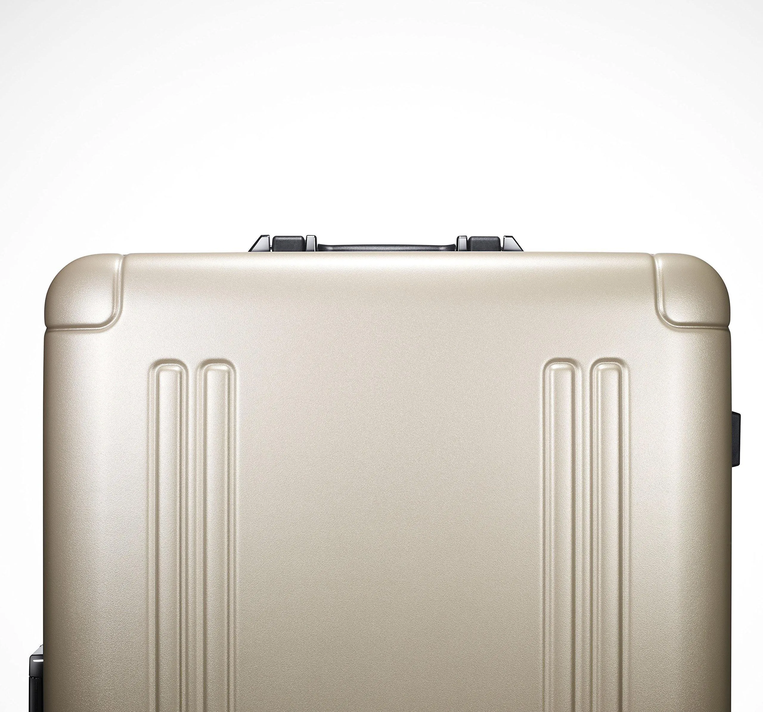 ZERO Halliburton Zro 20" International Carry-On 4-Wheel Spinner Zro20-Gm